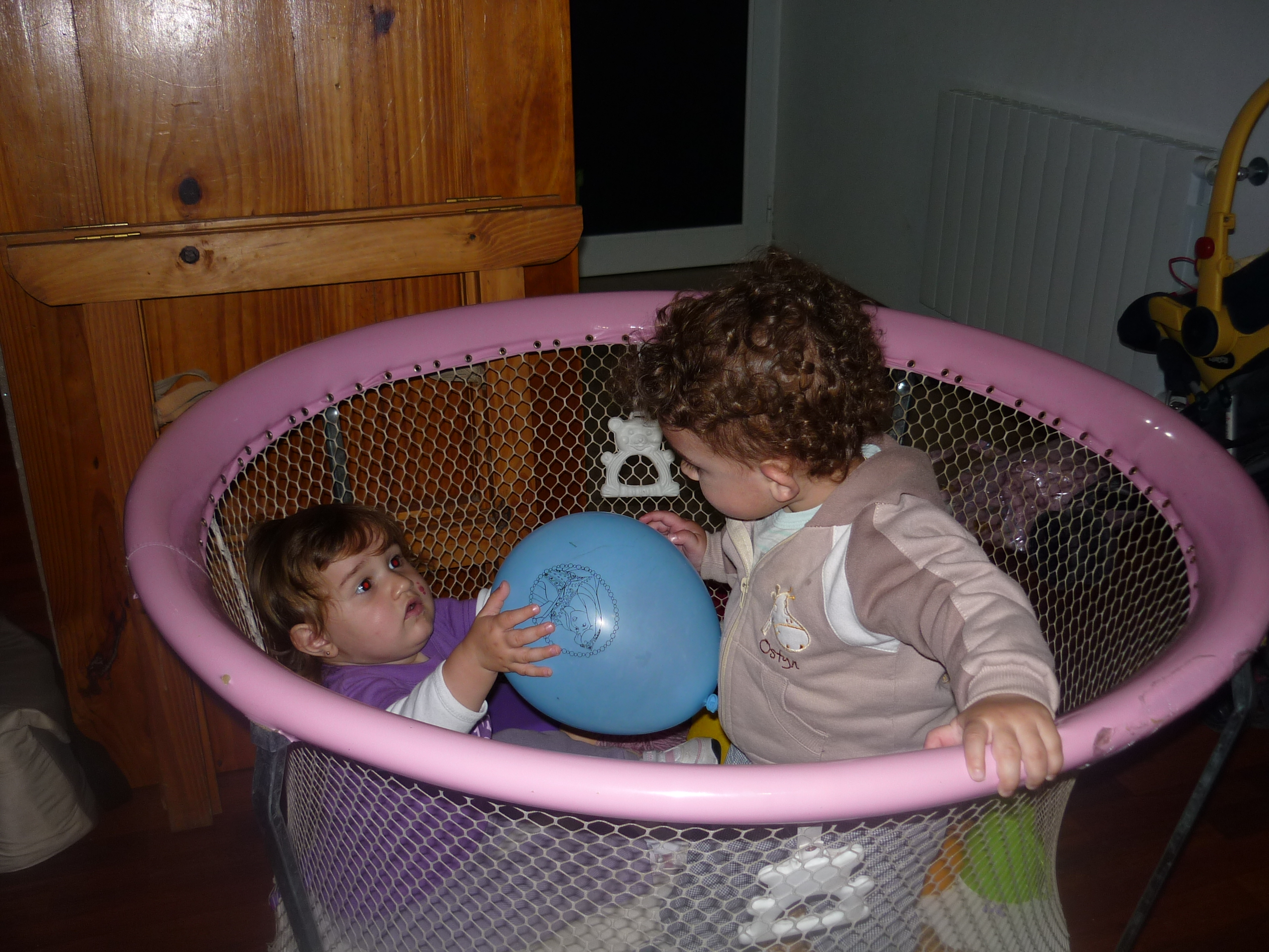 fotos/2011-10-10 - Iara indiecita, cena chiquilo/P1020312.JPG